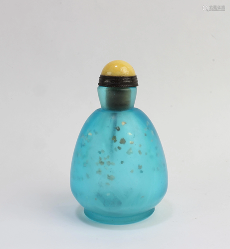 Chinese Peking Glass Snuff Bottle