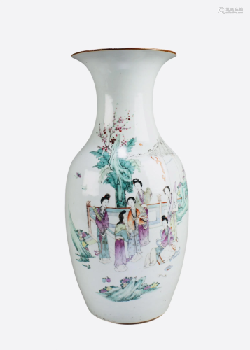 Antique Chinese Porcelain Vase