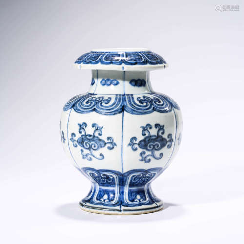 A Blue and White Floral Porcelain Melon-shaped Beaker Vase
