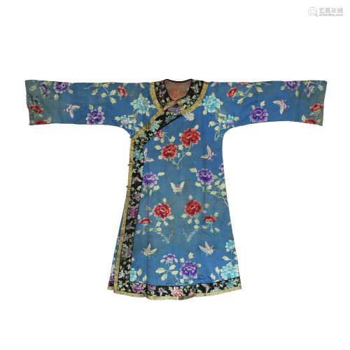 A Blue Ground Peony Embroidered Women's Costume