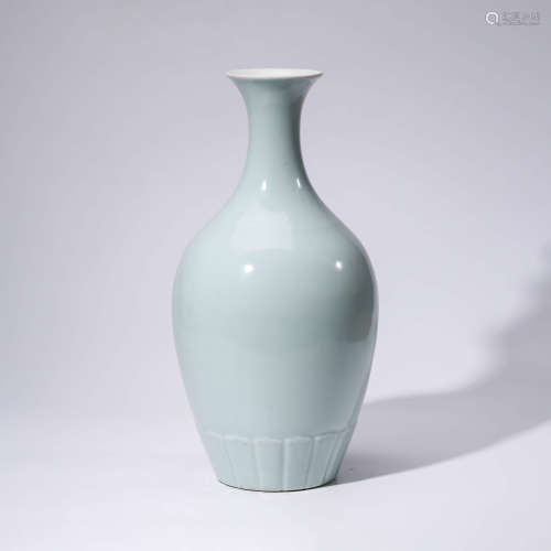 A Celadon Glaze Initation Official Lotus Bottom Porcelain Vase
