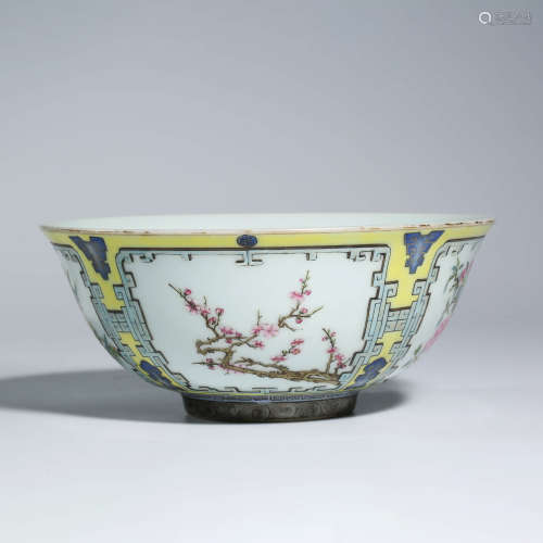 A Yellow Ground Famille Rose Floral Porcelain Bowl
