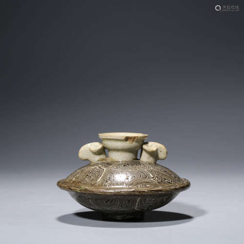 A Double Sheep Ears Porcelain Saucer-shaped Oil Lamp Vase