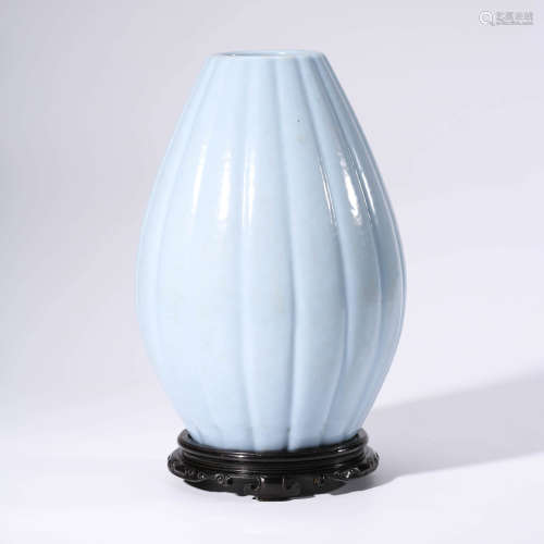 An Azure Glaze Porcelain Melon-shaped Vase