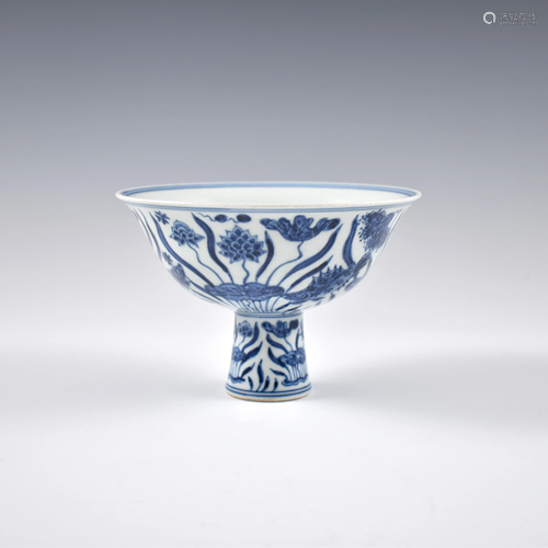 XUANDE BLUE & WHITE LOTUS HIGH BOWL