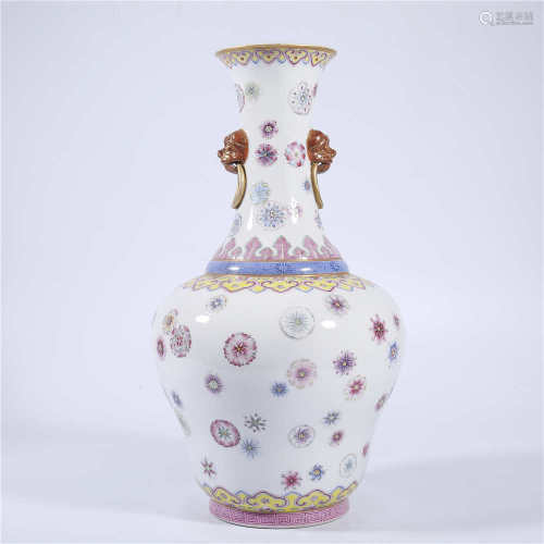 Qing Dynasty Jiaqing pastel double ear bottle