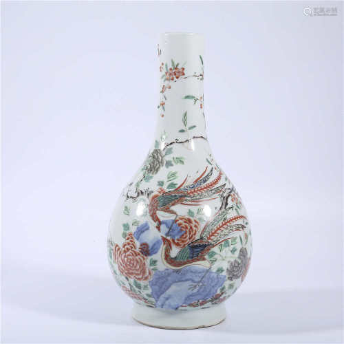 Qing Dynasty pastel flower and bird design gall bottle