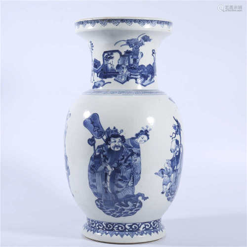 Qing Daoguang blue and white character story vase