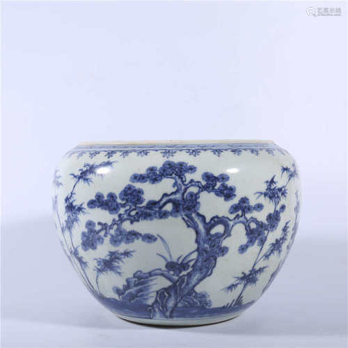 Blue and white pine, bamboo and plum patterns in Qing Dynasty