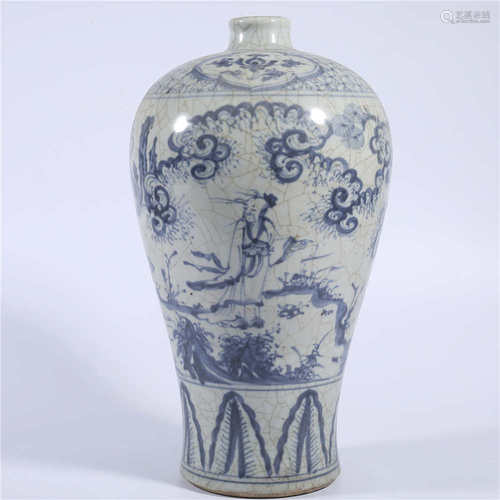 Blue and white plum vase in Ming Dynasty