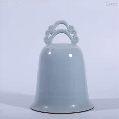 Qing Dynasty Qianlong sky blue glaze bell
