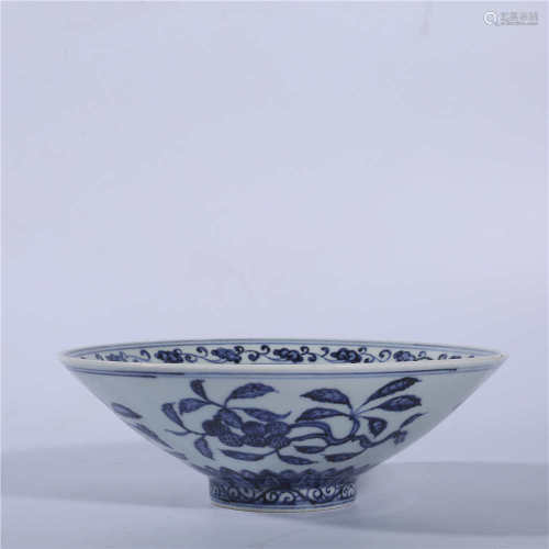 Xuande blue and white bowl in Ming Dynasty