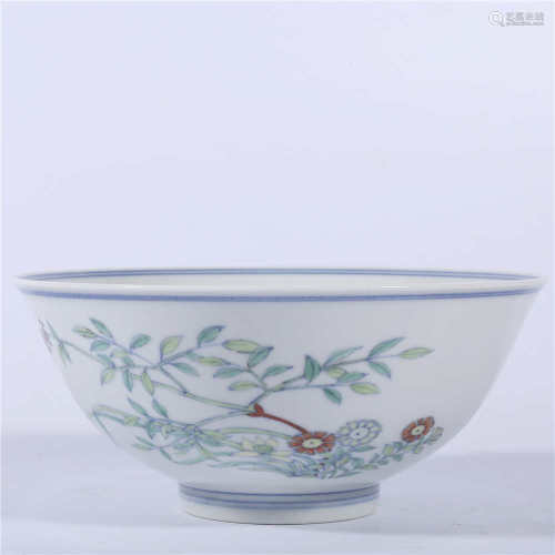 Yongzheng famille rose bowl in Qing Dynasty