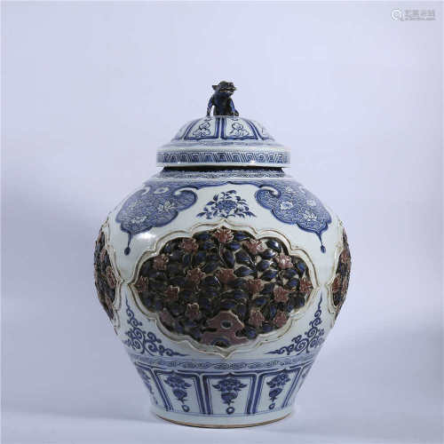 Blue and white jar of Yuan Dynasty