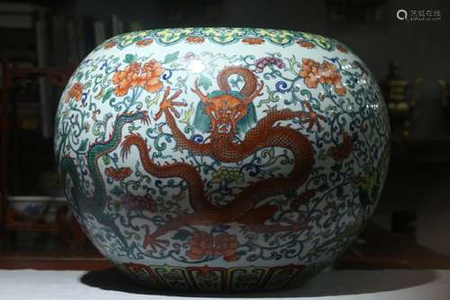 QING DYNASTY YONGZHENG PERIOD-DOUCAI DRAGONS FOLIAGE POT