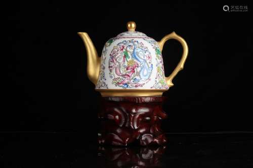 QING DYNASTY QIANLONG PERIOD-ENAMEL CHILONG FOLIAGE GILT TEAPOT