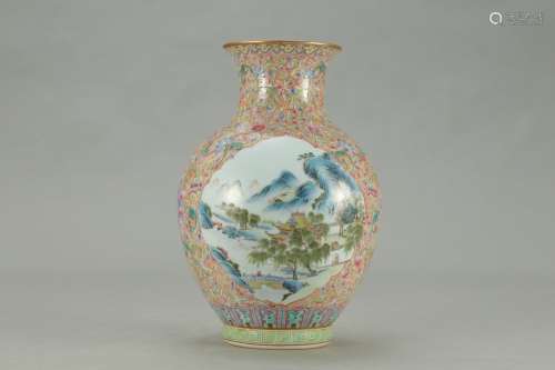 QING DYNASTY QIANLONG PERIOD-FAMILLE ROSE FOLIAGE OPEN MEDALLION LANDSCAPE VASE