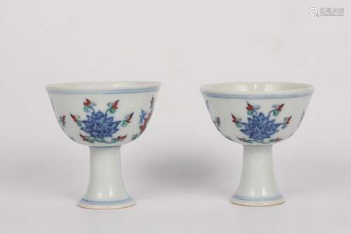 MING DYNASTY CHENGHUA PERIOD-BLUE WHITE DOUCAI FLOWERS HIGH-HEALED CUP