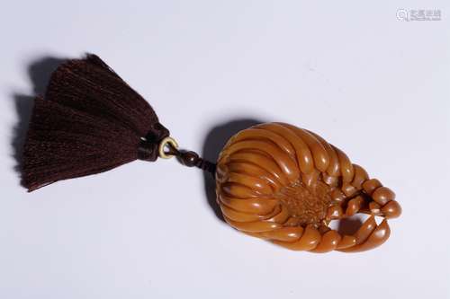 SHOUSHAN SOAPSTONE CARVED 'CHRYSANTHEMUM FLOWER' ORNAMENT