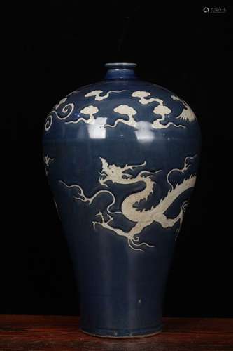 YUAN DYNASTY-BLUE GLAZING DRAGON PHOENIX PLUM VASE