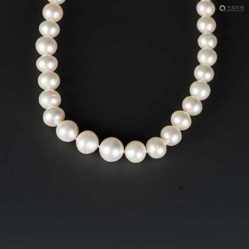 SOUTH SEA PEARL NECKLACE, AIGL CERTIFIED