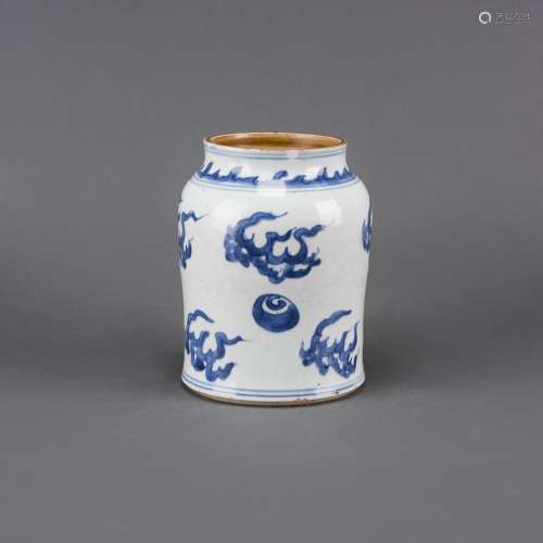 A BLUE AND WHITE JAR, EARLY QING PERIOD