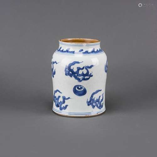 A BLUE AND WHITE JAR, EARLY QING PERIOD