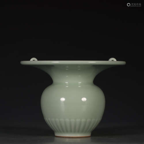 QIANLONG MARK, CHINESE CELADON CUP