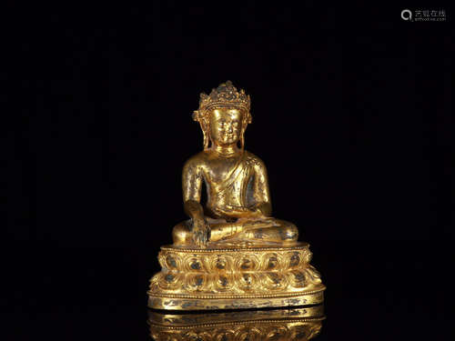 CHINESE GILT BRONZE BUDDHA