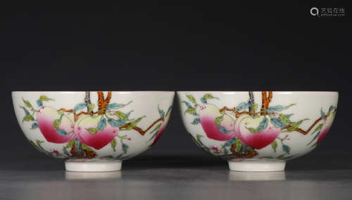 YONGZHENG MARK, PAIR OF CHINESE GILT FAMILLE ROSE BOWL