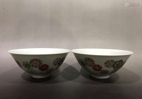 YONGZHENG MARK, PAIR OF CHINESE FAMILLE ROSE BOWL