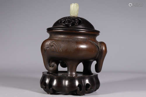 CHINESE BRONZE TRIPOD CENSER