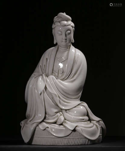 HECHAOZONG MARK, CHINESE WHITE GLAZED BUDDHA ORNAMENT