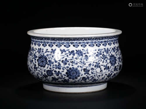 JIAQING MARK, CHINESE BLUE & WHITE JAR