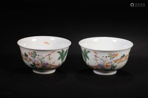 QIANLONG MARK, PAIR OF CHINESE FAMILLE ROSE BOWL