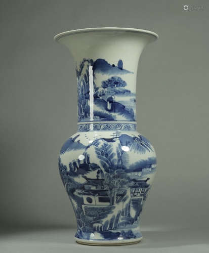 CHINESE BLUE & WHITE VASE