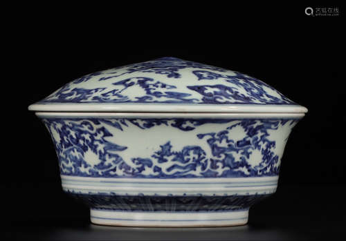 XUANDE MARK, CHINESE BLUE & WHITE DRAGON JAR