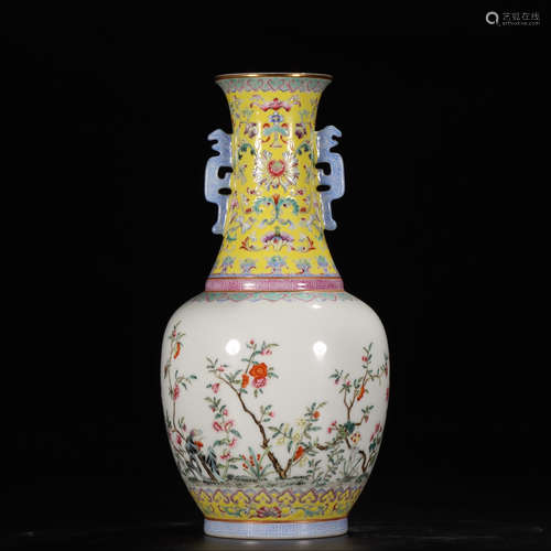 DAOGUANG MARK, CHINESE YELLOW GROUND FAMILLE ROSE VASE