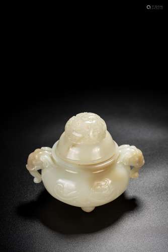 A WHITE JADE CARVED 'ELEPHANT' TRIPOD CENSER WITH COVER