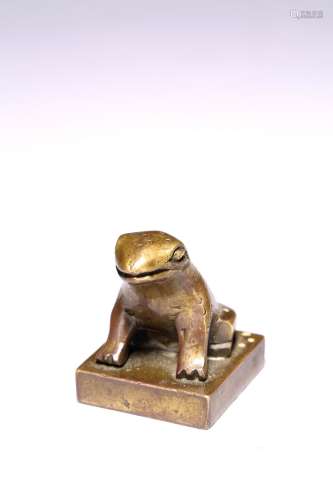 A CHINESE BRONZE 'FROG' SEAL