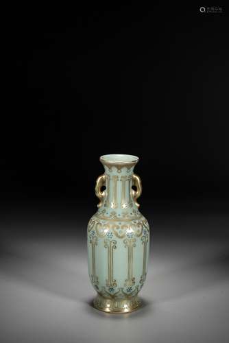 A CHINESE CELADON GLAZED GILT DECORATED VASE