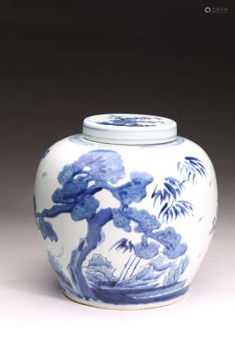 A BLUE AND WHITE 'FLOWERS' JAR AND COVER
