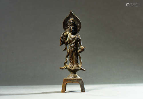 A BRONZE FIGURE OF STANDING BODHISATTVA