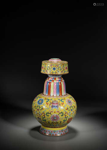 A CHINESE FAMILLE ROSE YELLOW GROUND ALTAR VASE