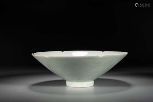 A CHINESE CELADON GLAZED 'CHILDREN' BOWL