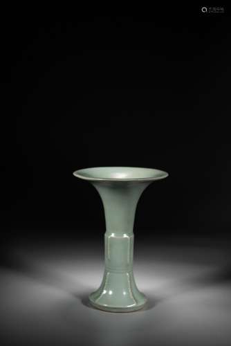 A CHINESE CELADON GLAZED GU VASE