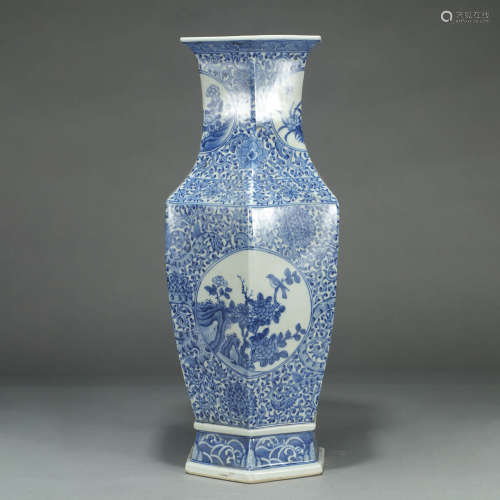 A BLUE AND WHITE FIGURES PORCELAIN