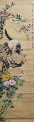 A CHINESE FLOWERS&CAT PAINTING SCROLL YAN BOLONG MARK