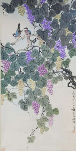 A CHINESE FLOWERS&BIRDS PAINTING SCROLL QI BAISHI MARK