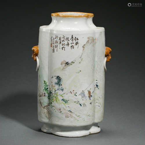 OLD CHINESE BLUE AND WHITE PORCELAIN AMPHORA VASE